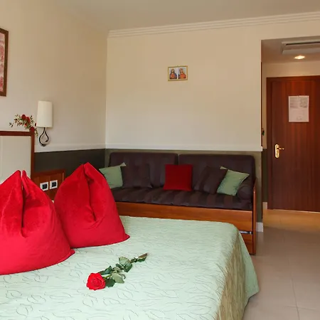 Allegroitalia Rosa 3* אלסיו