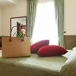 Allegroitalia Rosa מלון