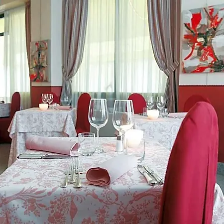 Allegroitalia Rosa ホテル アラッシオ